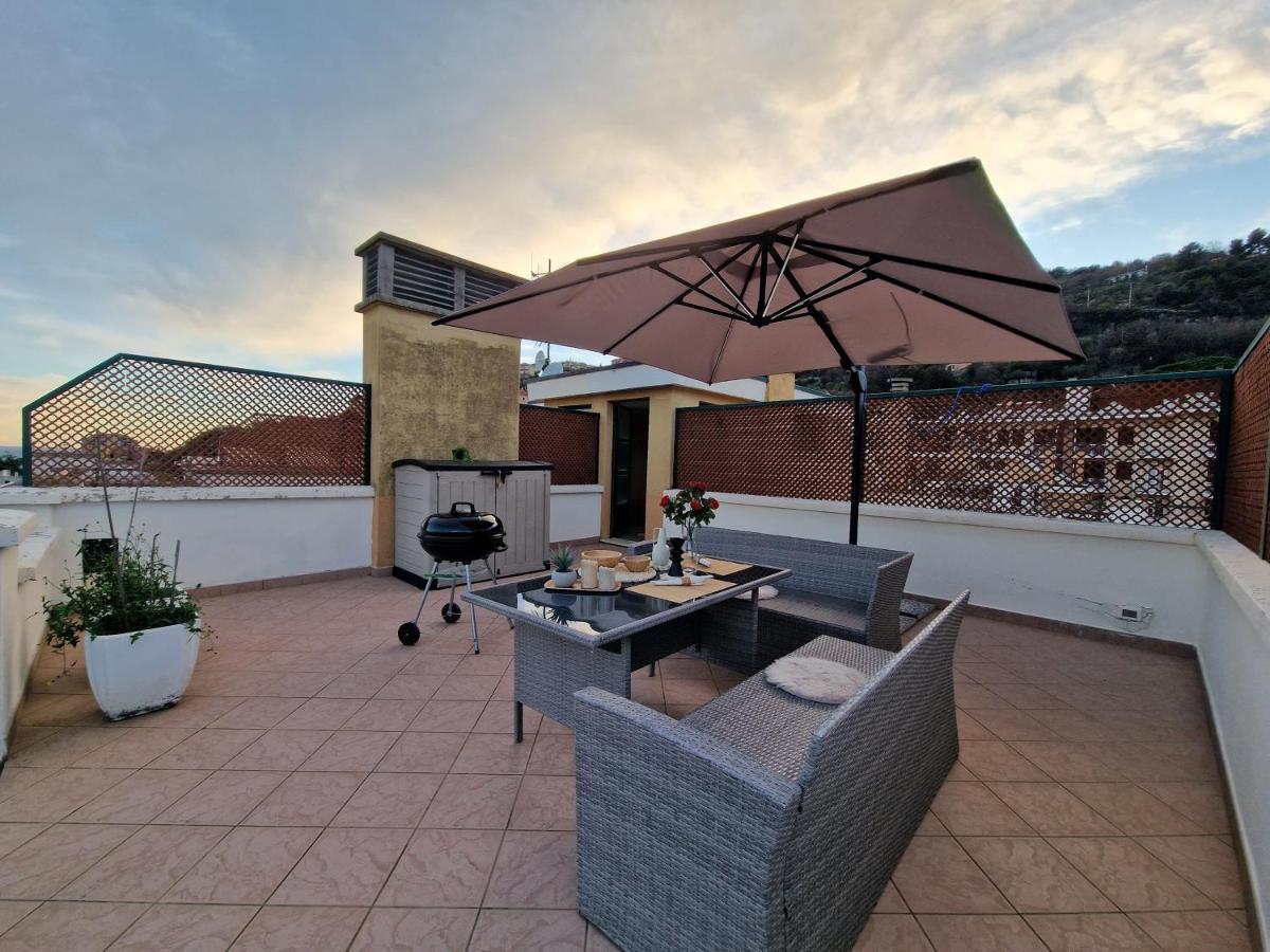 Ferienwohnung 650 Metri Dal Mare - Wifi - Terrazzo - Piscina - A/C Pietra Ligure Exterior foto