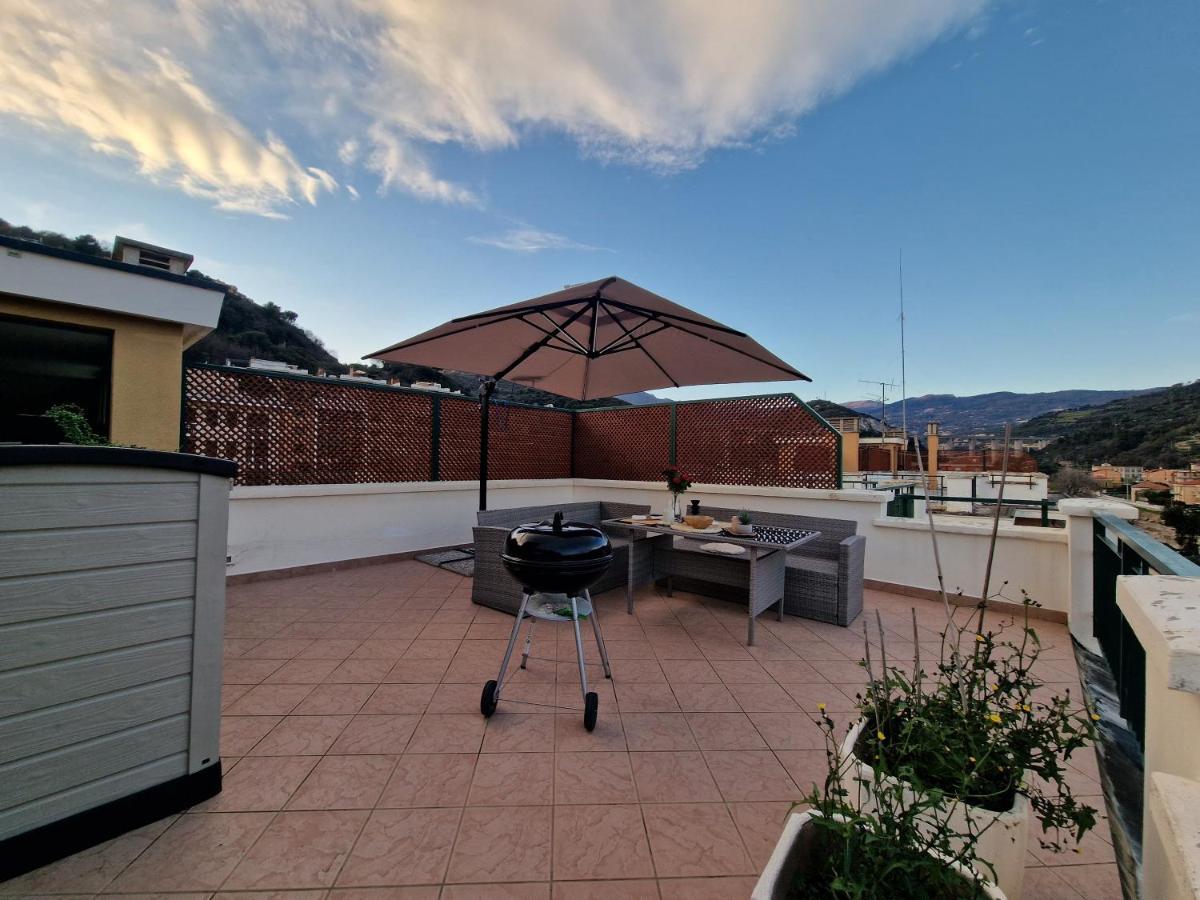 Ferienwohnung 650 Metri Dal Mare - Wifi - Terrazzo - Piscina - A/C Pietra Ligure Exterior foto